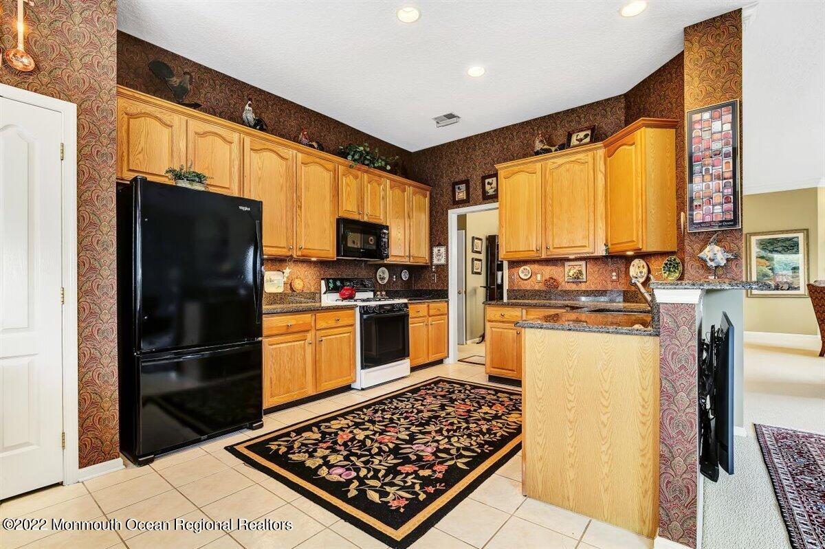 2577 Collier Road Manasquan, NJ 08736 - Photo 28 of 47 28-2577CollierRd_028
