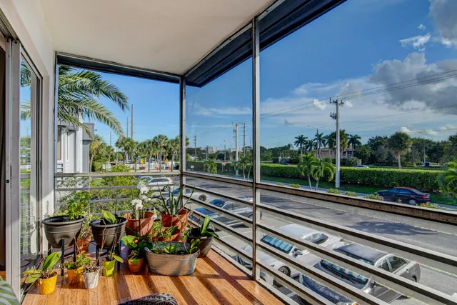 $130,000 | 42 Burgundy A, Delray Beach, FL 33484