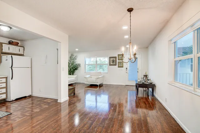 $130,000 | 42 Burgundy A, Delray Beach, FL 33484