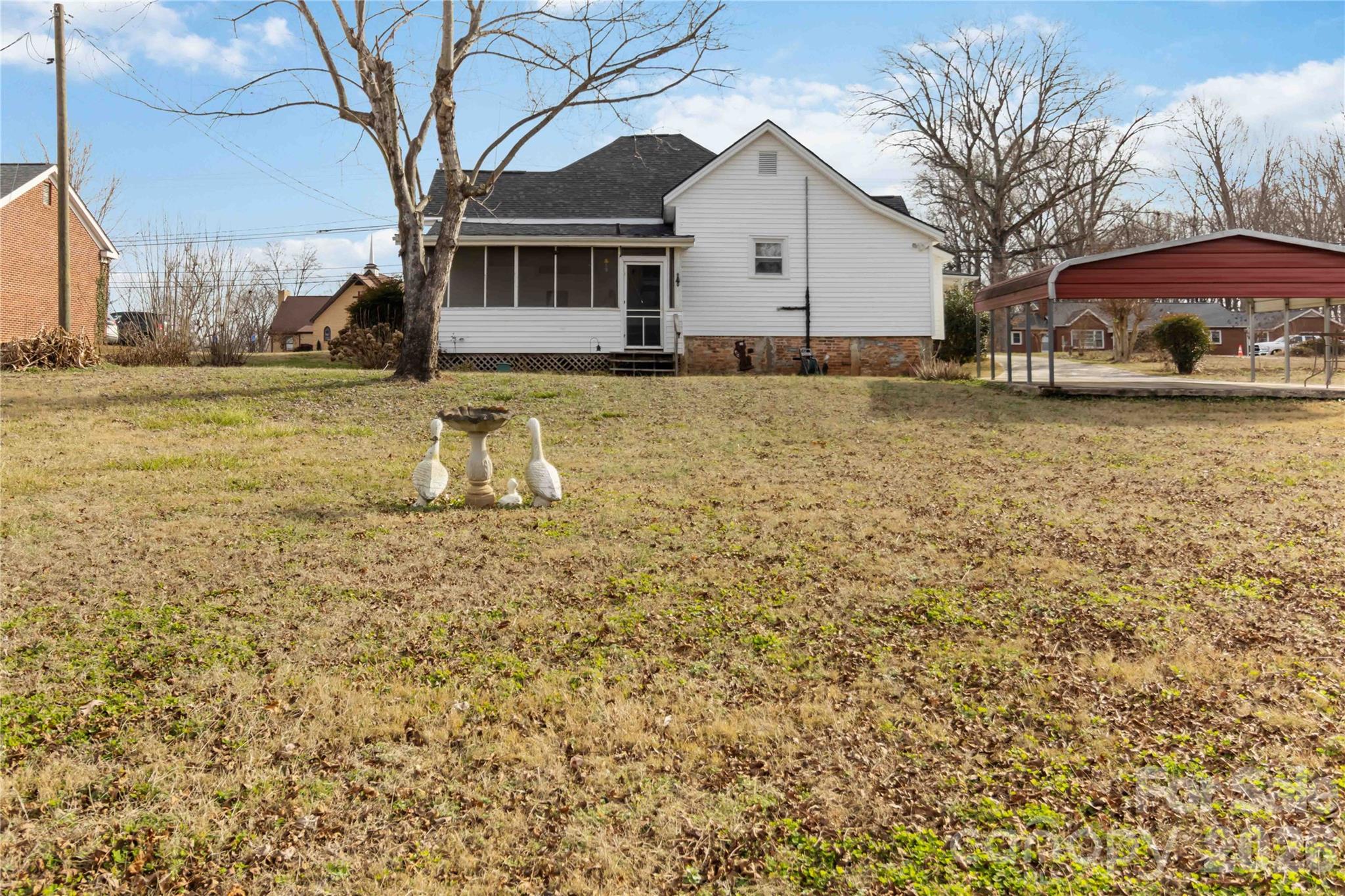 3841 York Street Sharon, SC 29742 - Photo 31 of 31 a front view of house with yard
