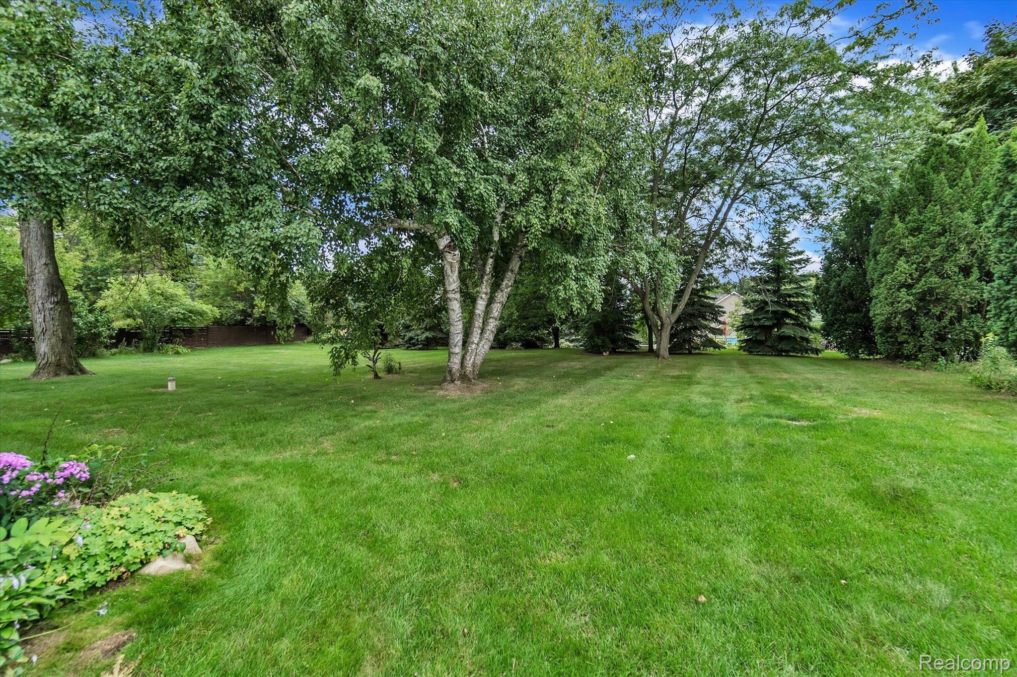 16216 Whitaker Road Linden, MI 48451 - Photo 28 of 32 Gallery Image 28
