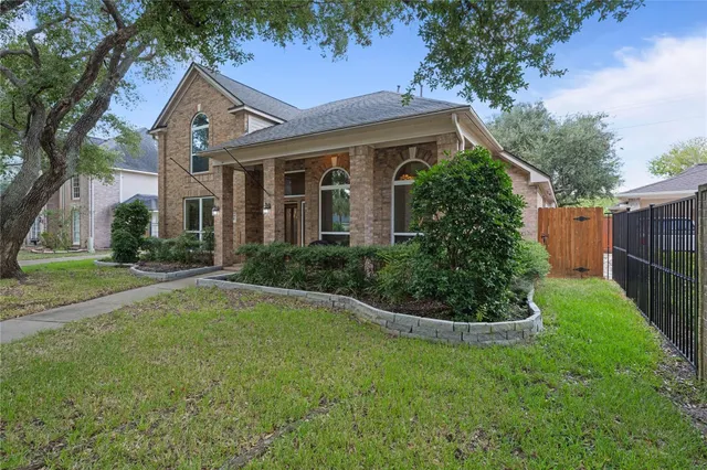 $530,000 | 1010 Mahogany Run Drive, Katy, TX 77494
