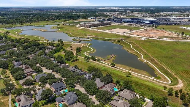 $530,000 | 1010 Mahogany Run Drive, Katy, TX 77494