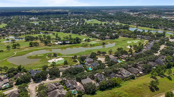 $530,000 | 1010 Mahogany Run Drive, Katy, TX 77494