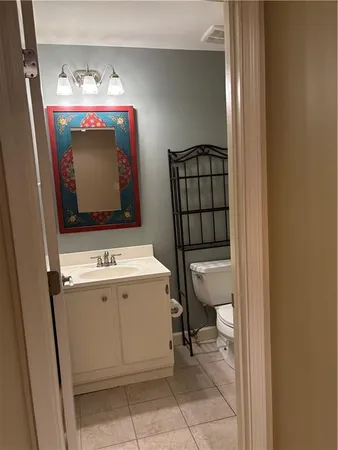 a view of utility room with washer and dryer