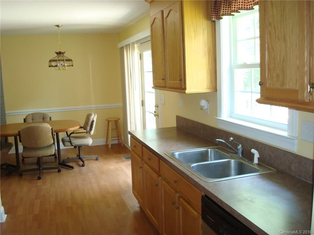 107 Thornburg Road Dallas, NC 28034 - Photo 4 of 18 Gallery Image 4