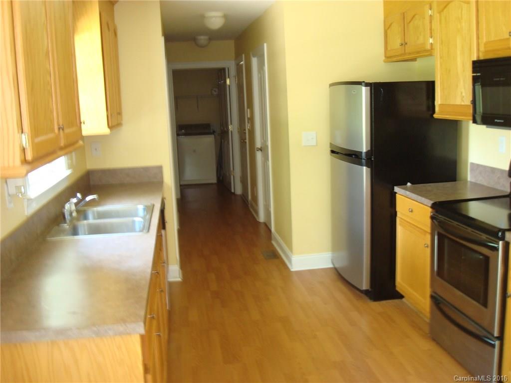 107 Thornburg Road Dallas, NC 28034 - Photo 5 of 18 Gallery Image 5