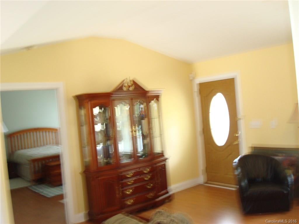 107 Thornburg Road Dallas, NC 28034 - Photo 8 of 18 Gallery Image 8