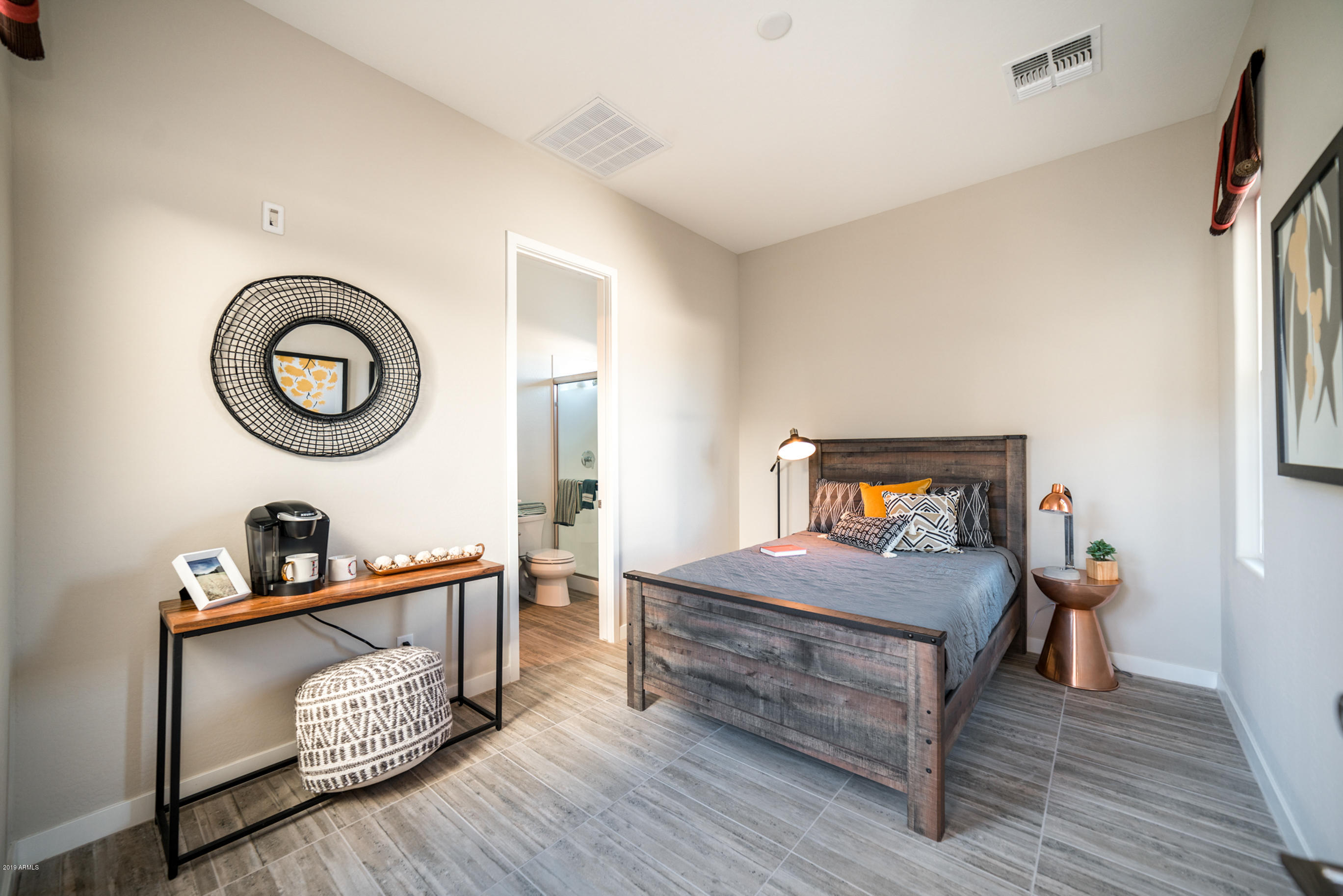 1555 East Ocotillo Road, Unit 4 Phoenix, AZ 85014 - Photo 34 of 35 DSC04194