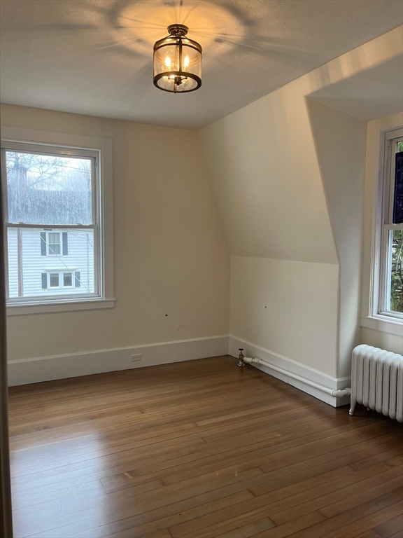 124 Walnut Street, Unit 2L Clinton, MA 01510 - Photo 3 of 17