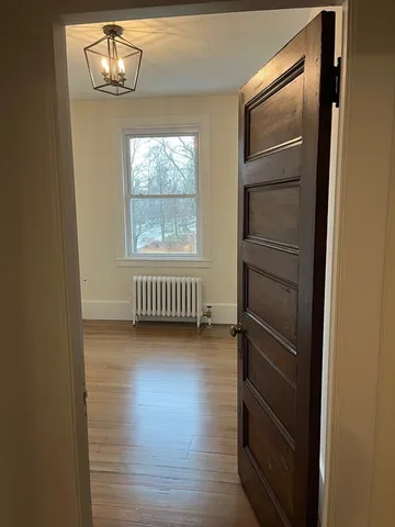 $2,700 | 124 Walnut Street, Unit 2L, Clinton, MA 01510