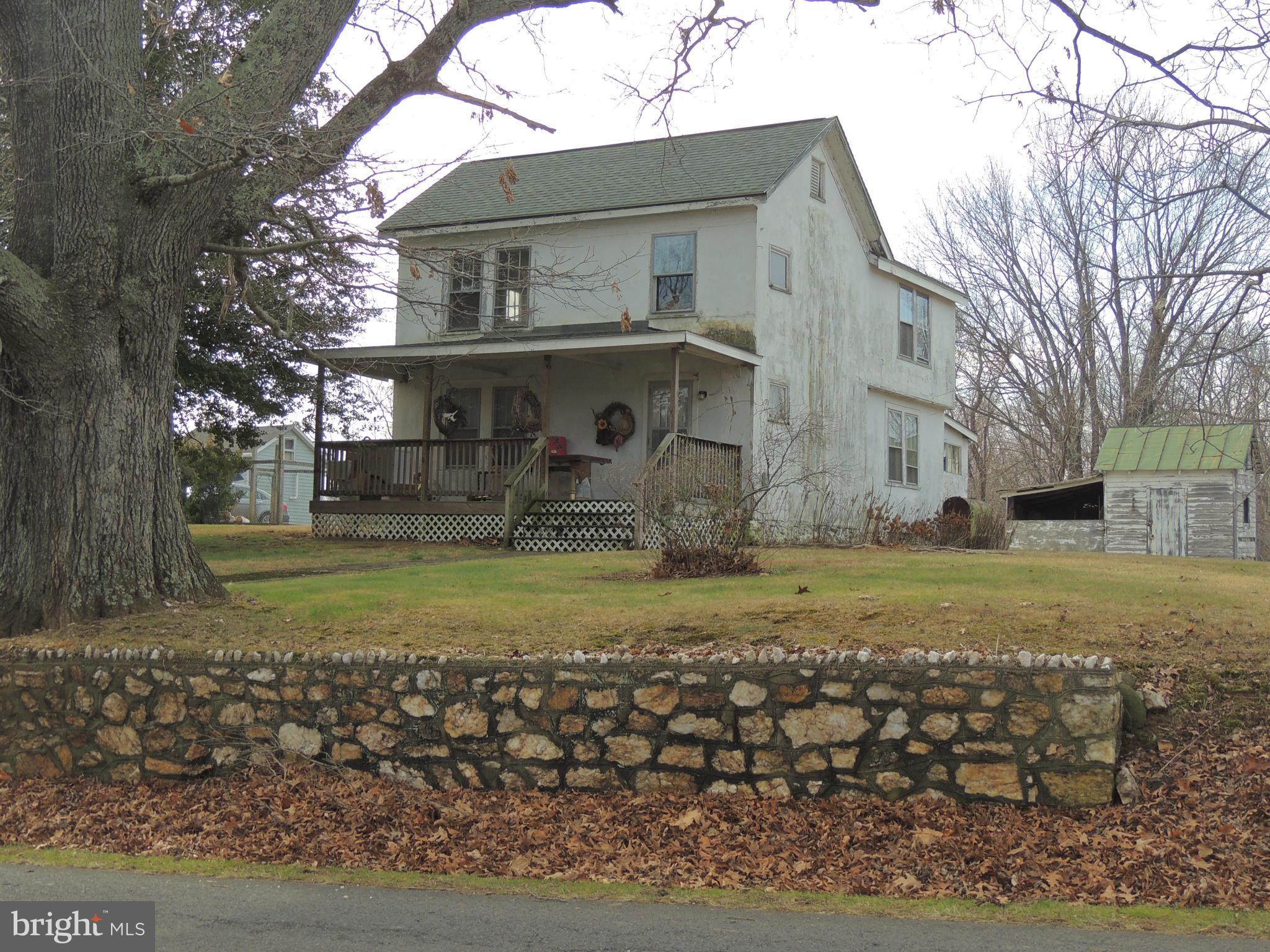 5084 Leeds Manor Road Hume, VA 22639 - Photo 2 of 4 Exterior (Front)