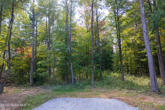 $1,605,900 | 180 Route 9p Saratoga Springs, Malta, NY 12020