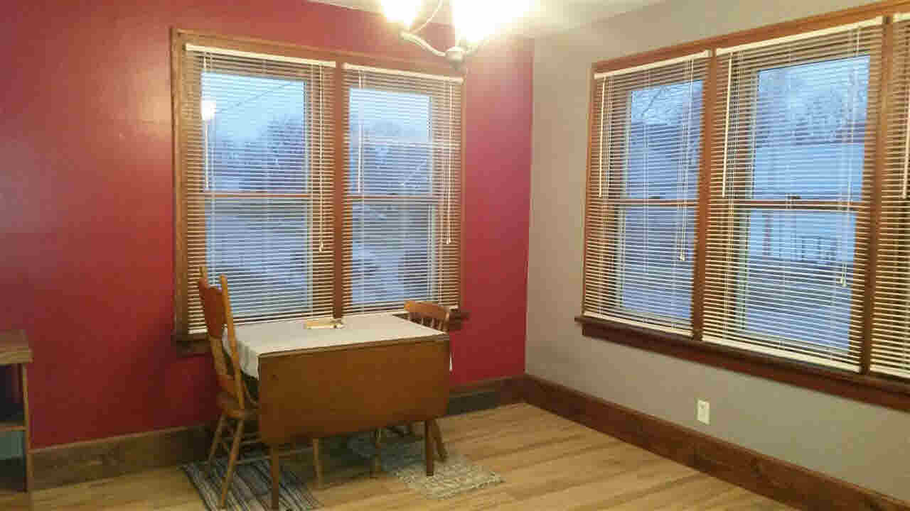 237 19th Place Clinton, IA 52732 - Photo 9 of 10 Gallery Image 9