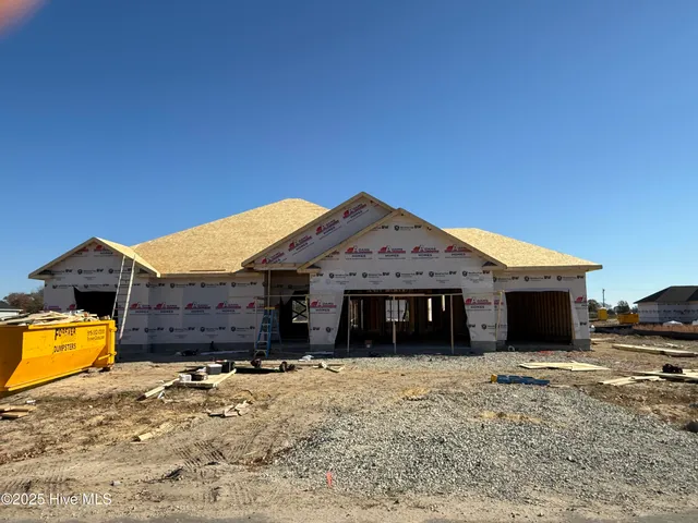 $399,500 | 104 Manchester Court, La Grange, NC 28551