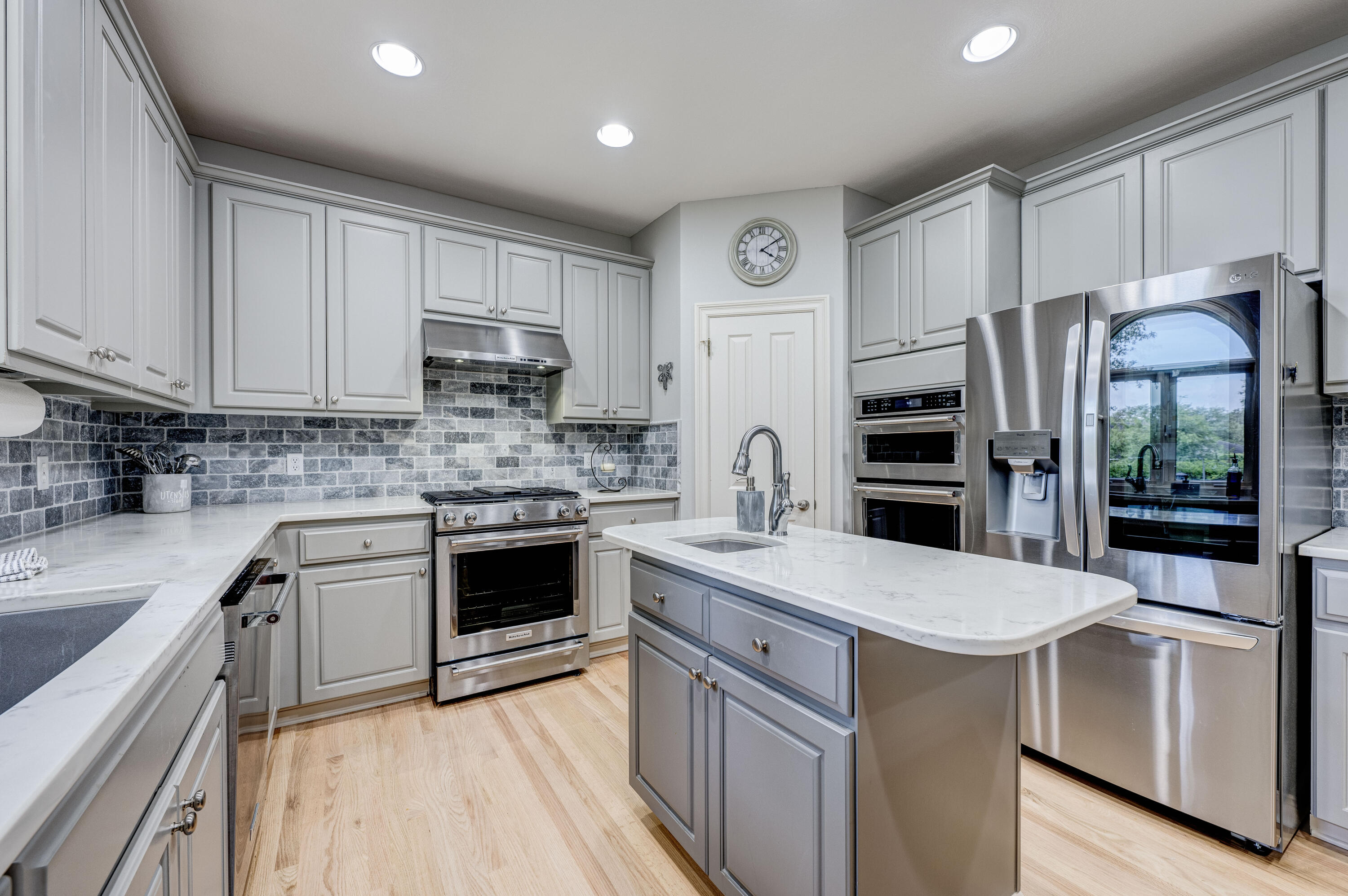 4418 Windrush Drive Niceville, FL 32578 - Photo 26 of 66 Kitchen