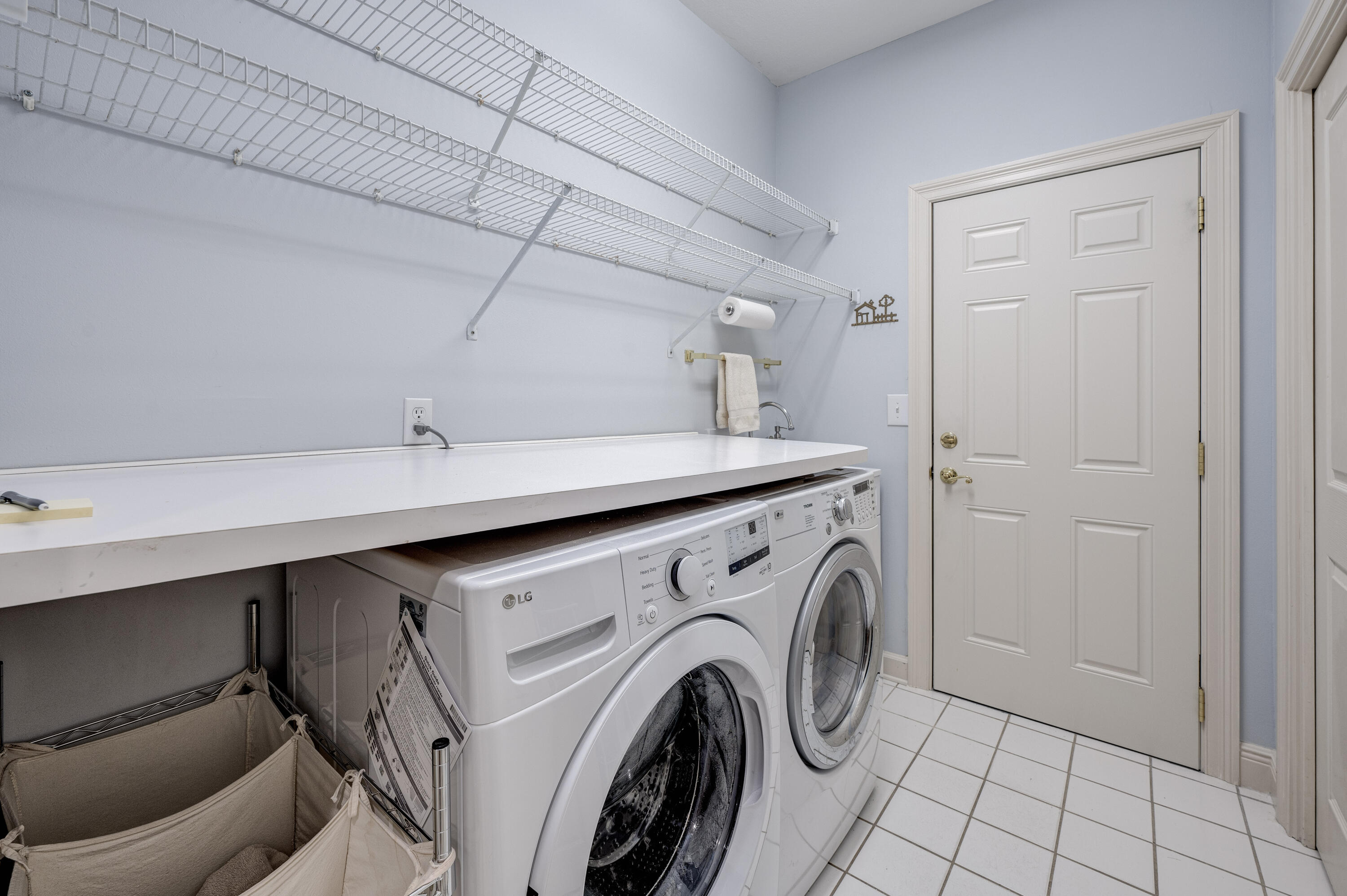 4418 Windrush Drive Niceville, FL 32578 - Photo 49 of 66 Laundry Room