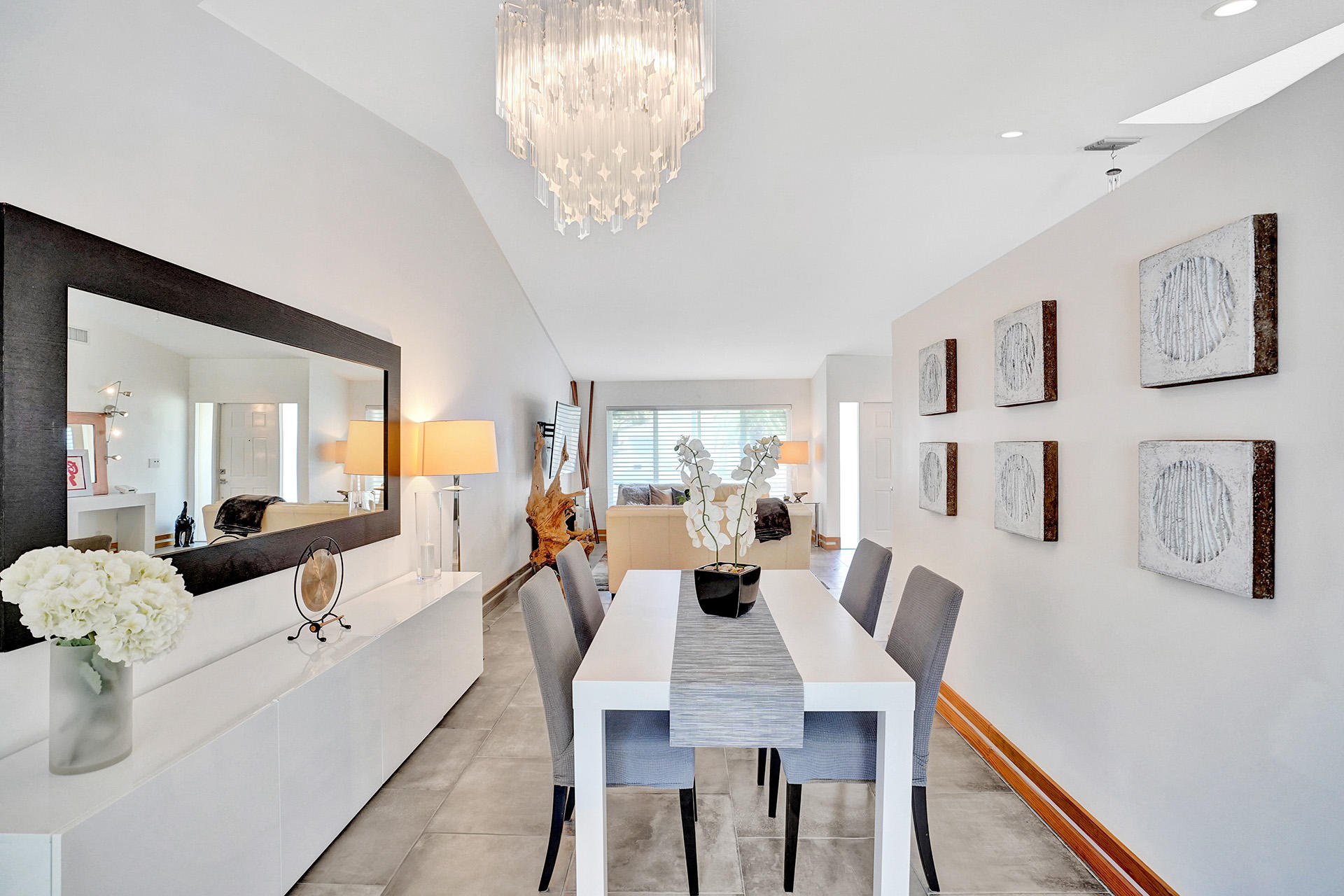 375 Apache Lane Boca Raton, FL 33487 - Photo 15 of 63 D1FF978F-AC6D-4874-916A-5935101CF7F2