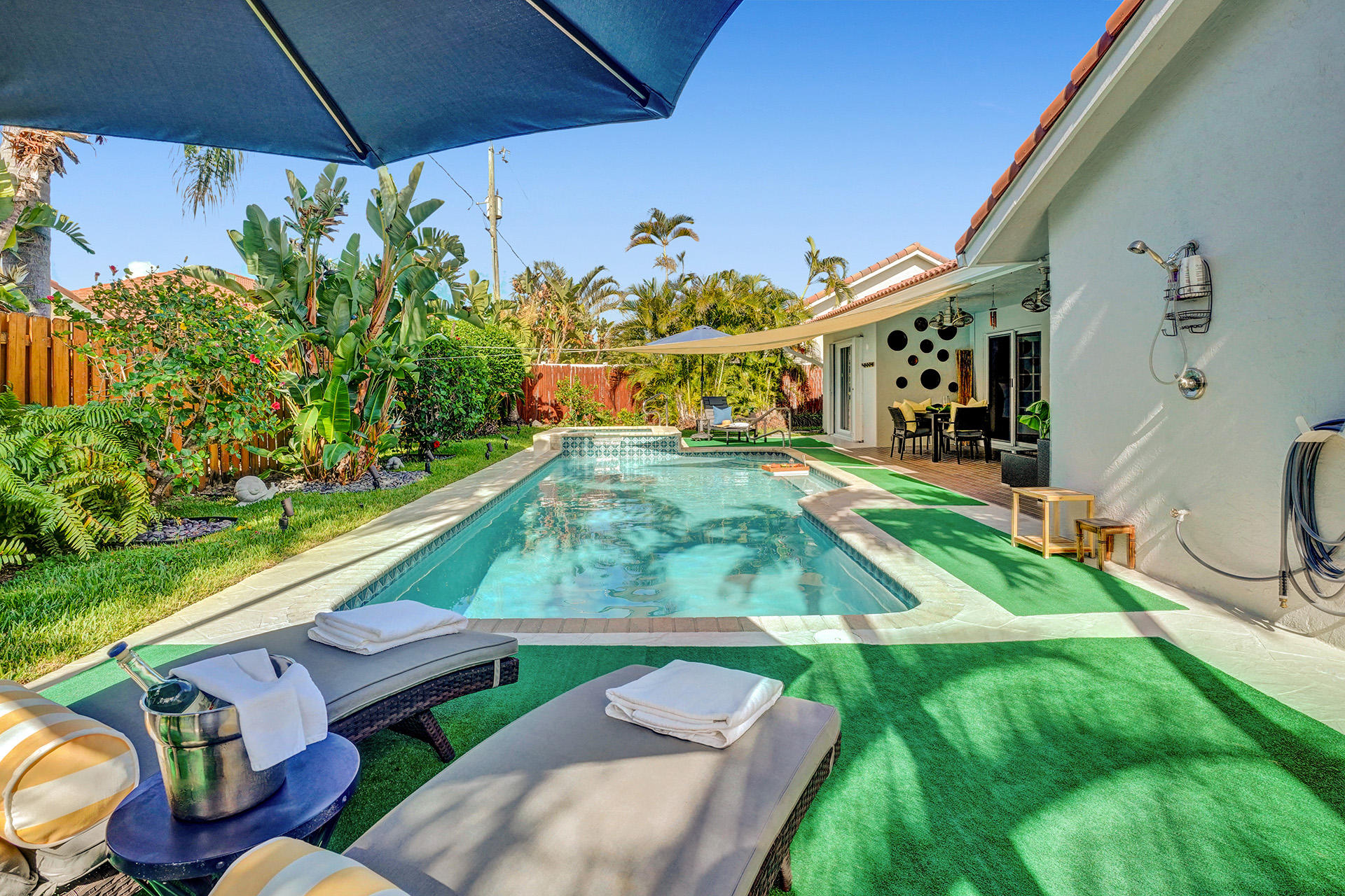 375 Apache Lane Boca Raton, FL 33487 - Photo 2 of 63 B6F29236-B127-4FFC-9FCA-0E6562BB0C27