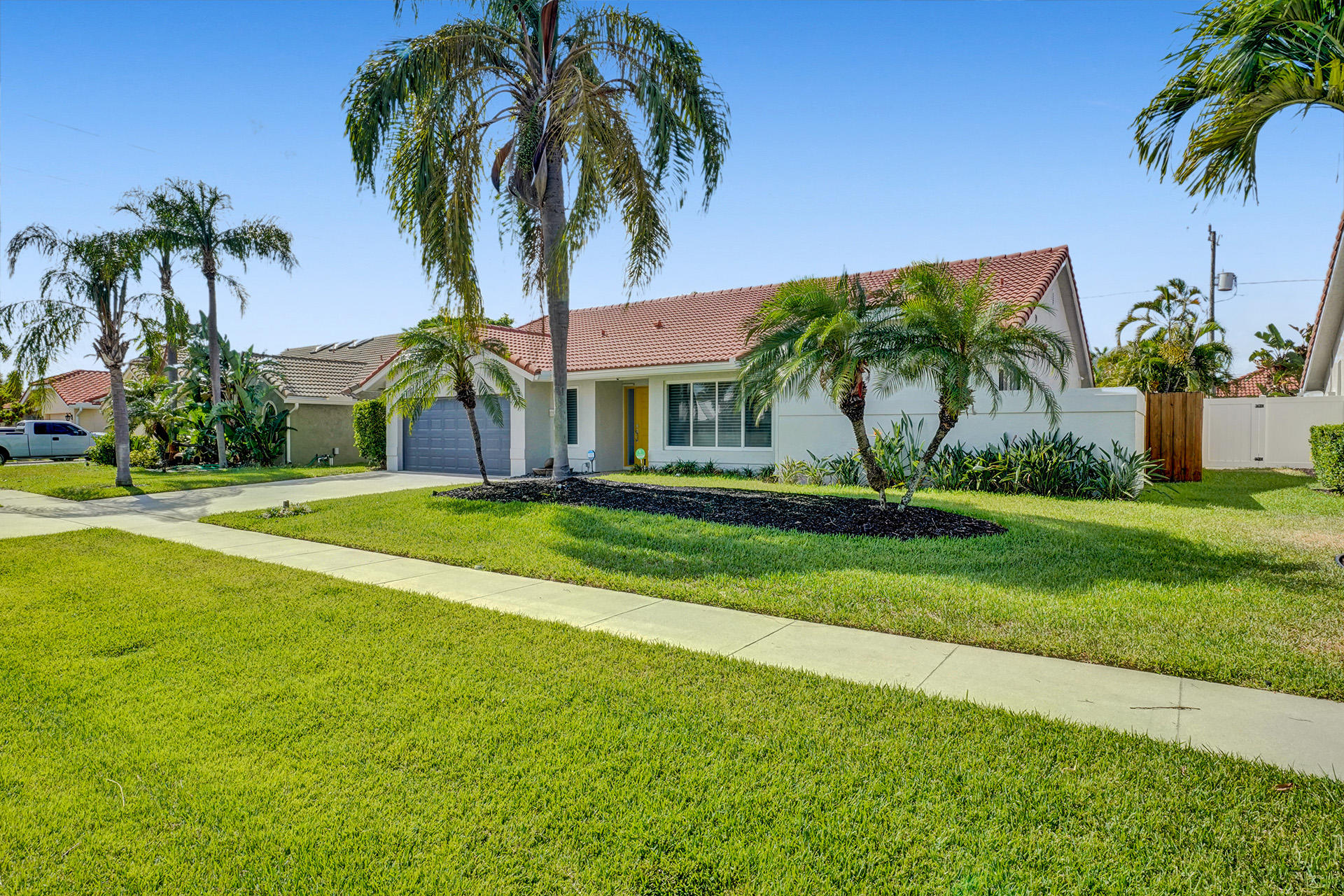 375 Apache Lane Boca Raton, FL 33487 - Photo 54 of 63 F7A9264A-9DA5-4EC2-9967-4A677659AA29
