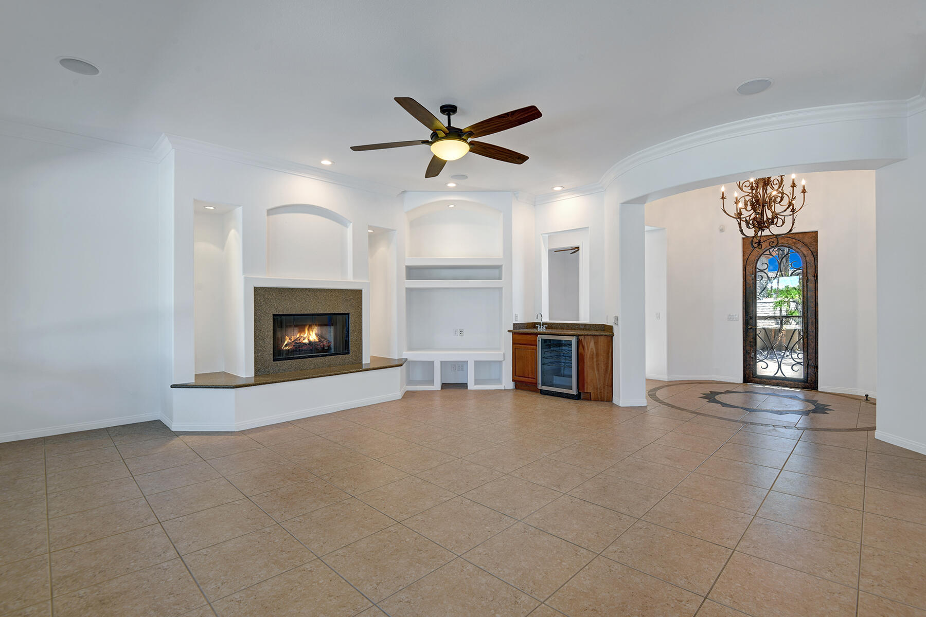 69702 Matisse Road Cathedral City, CA 92234 - Photo 11 of 52 LIVING ROOM TO ENTRY ROTUNDA MLS