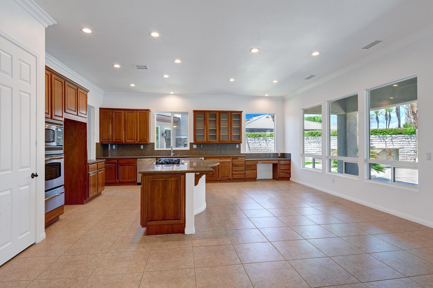 69702 Matisse Road Cathedral City, CA 92234 - Photo 18 of 52 KITCHEN AND BREAKFAST ROOM MLS