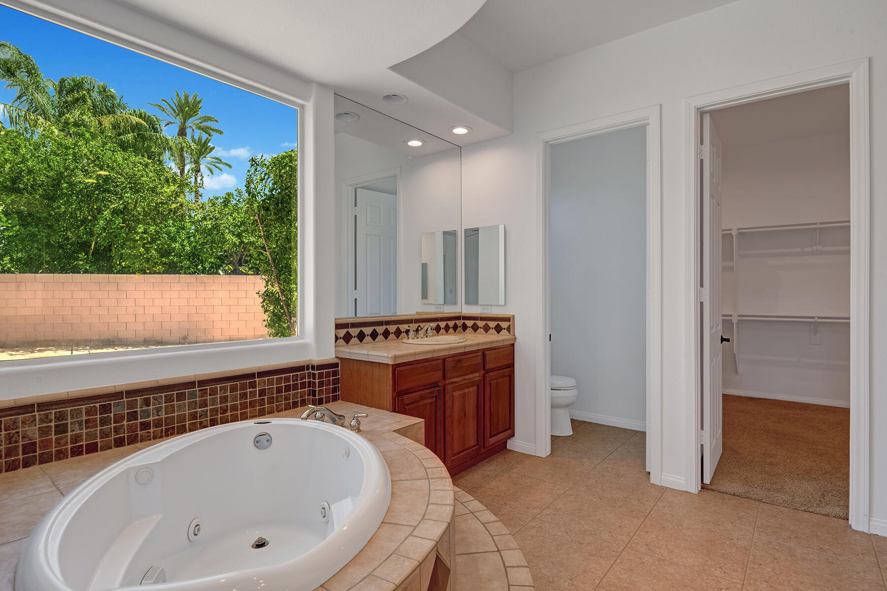 69702 Matisse Road Cathedral City, CA 92234 - Photo 37 of 52 PRIMARY BATHTUB TO WALK IN CLOSET MLS