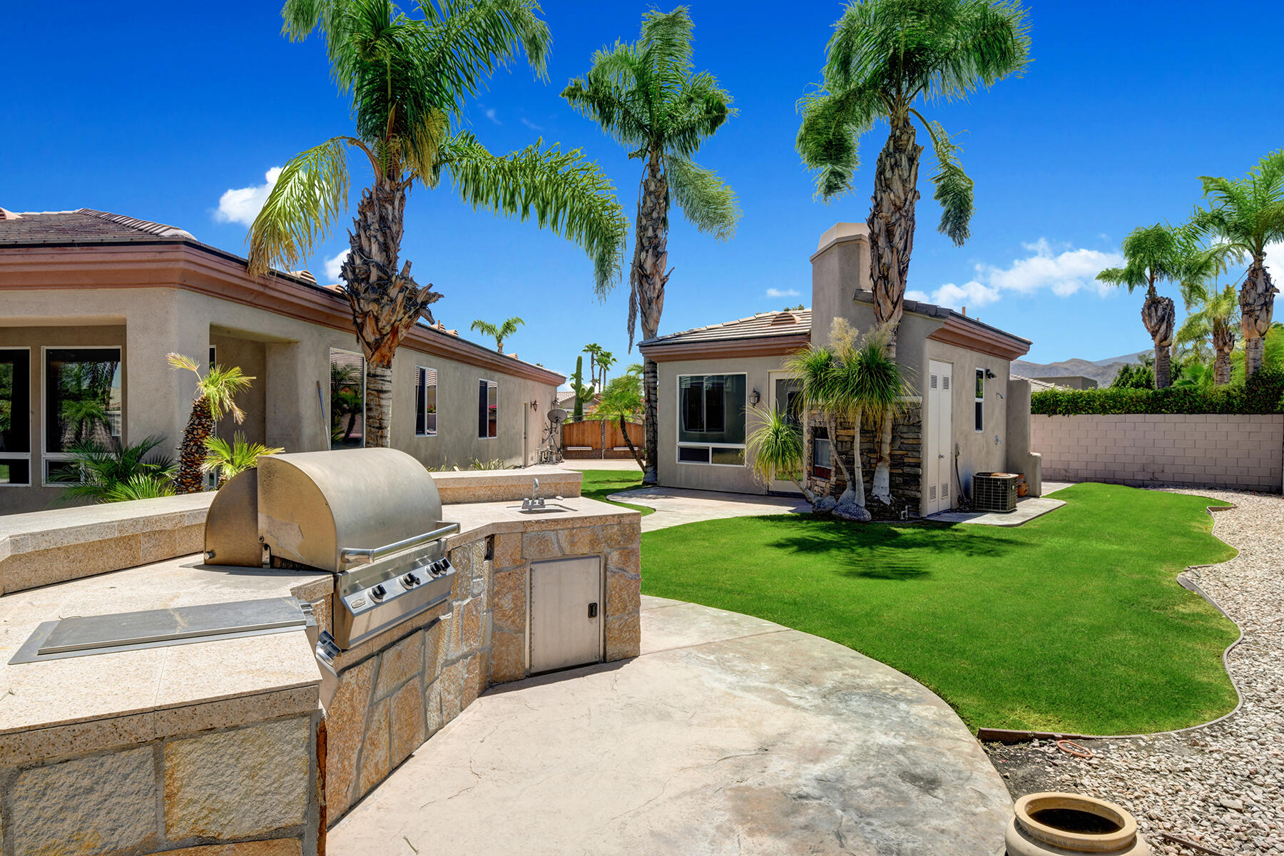 69702 Matisse Road Cathedral City, CA 92234 - Photo 6 of 52 BUILT IN BBQ TO CASITA MLS
