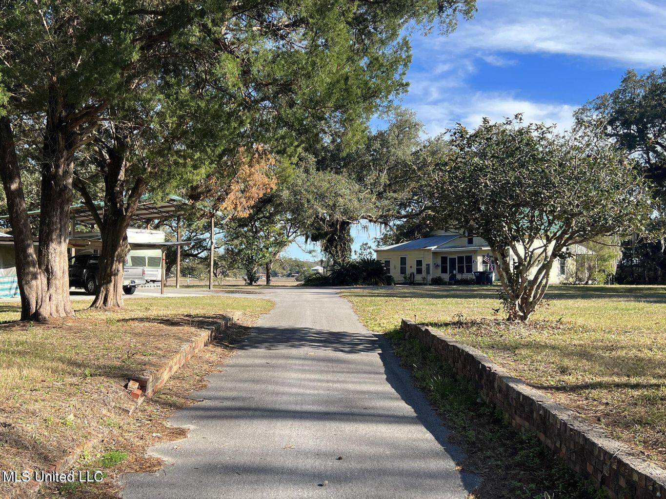 3608 Knapp Road Ocean Springs, MS 39564 - Photo 4 of 36 20230828204433980112000000-o