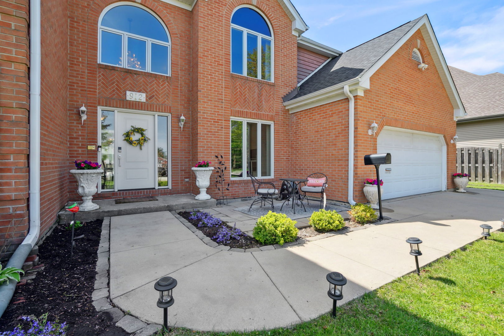 912 Elmdale Road Glenview, IL 60025 - Photo 2 of 55 a front view of a house