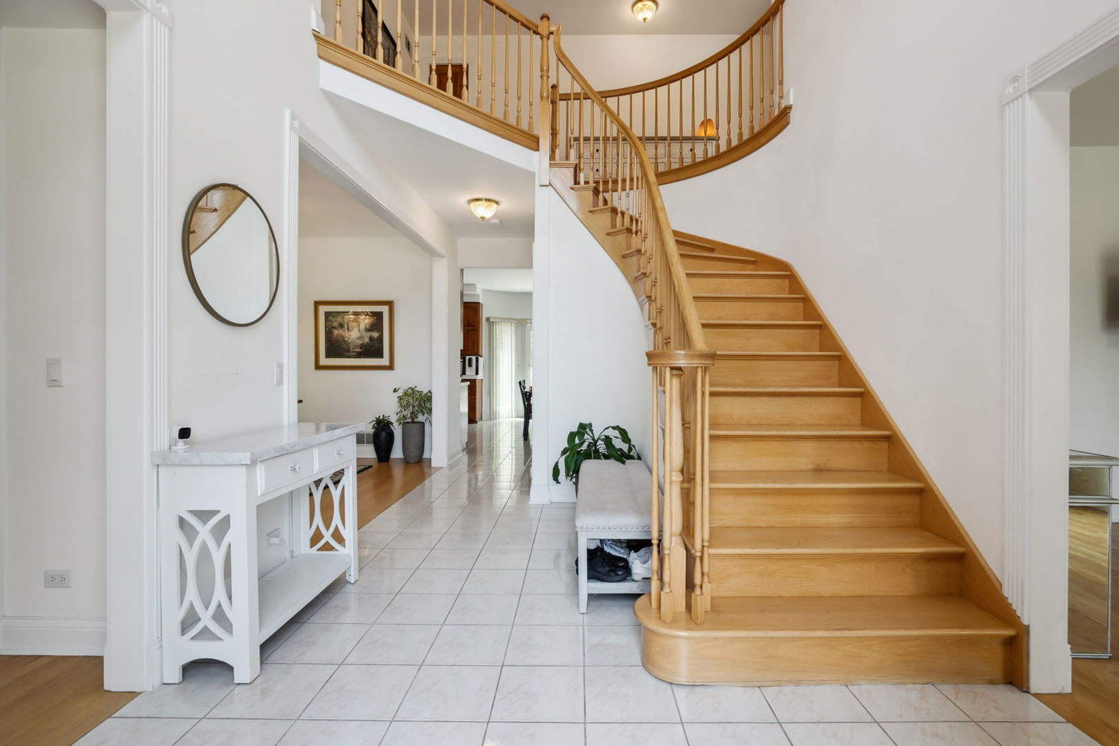 912 Elmdale Road Glenview, IL 60025 - Photo 4 of 55 a view of entryway and hall