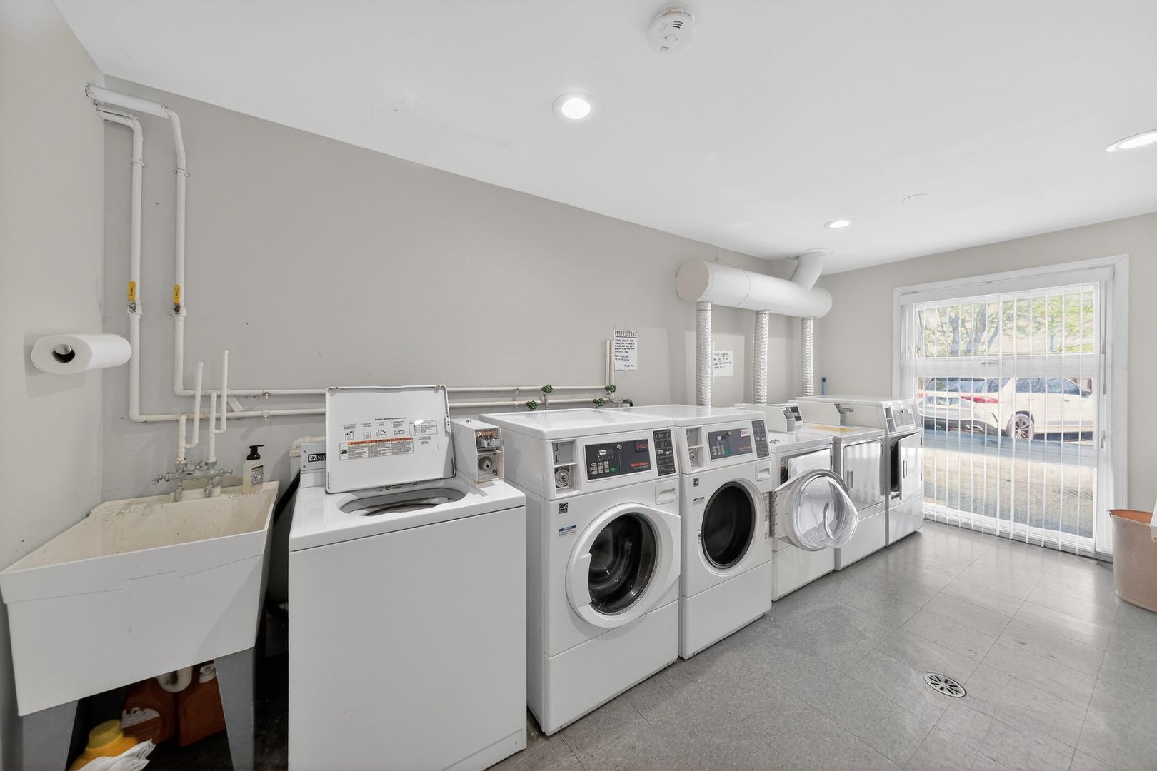 7225 West Higgins Avenue, Unit 103 Chicago, IL 60656 - Photo 12 of 17