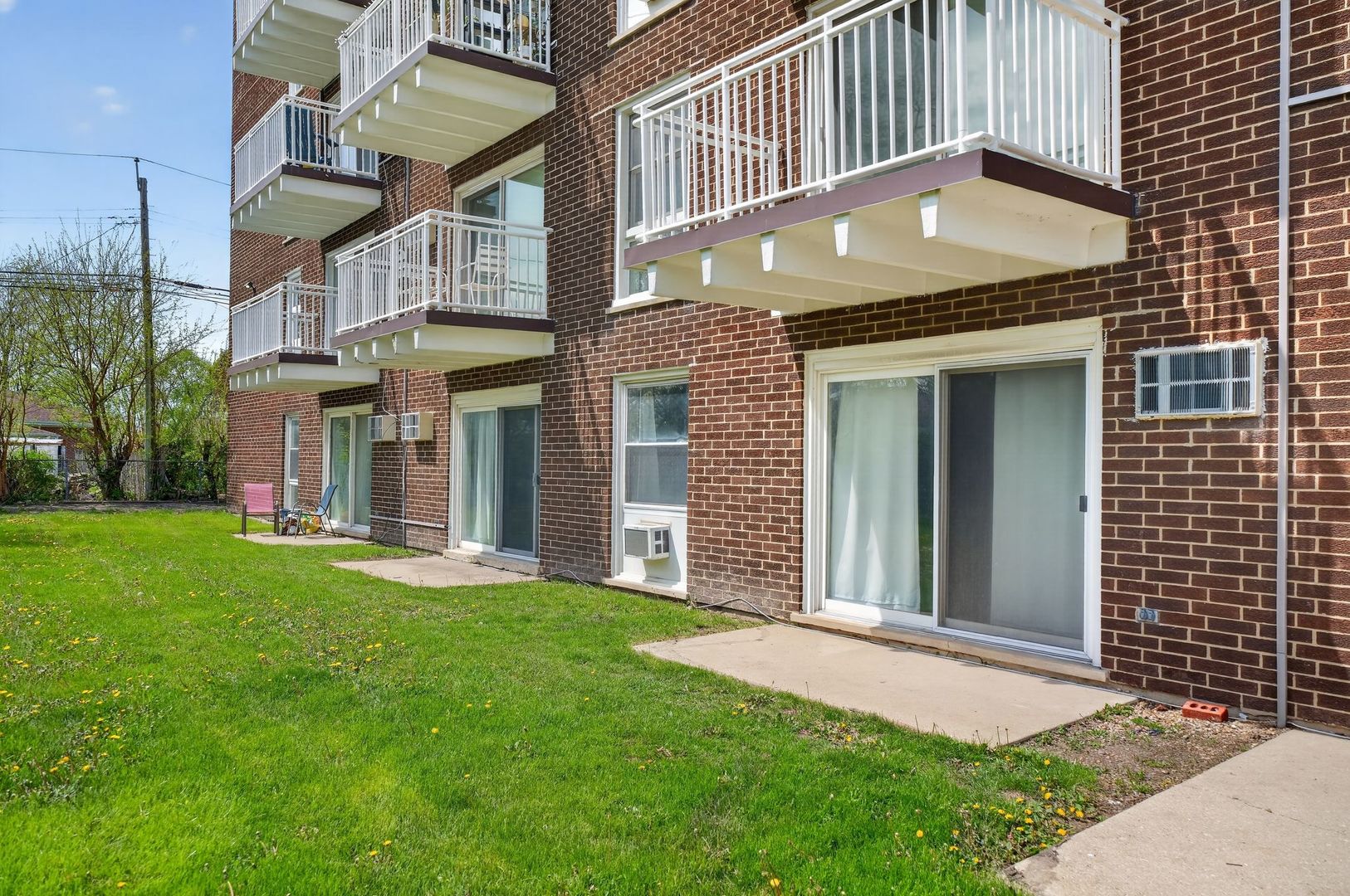 7225 West Higgins Avenue, Unit 103 Chicago, IL 60656 - Photo 2 of 17