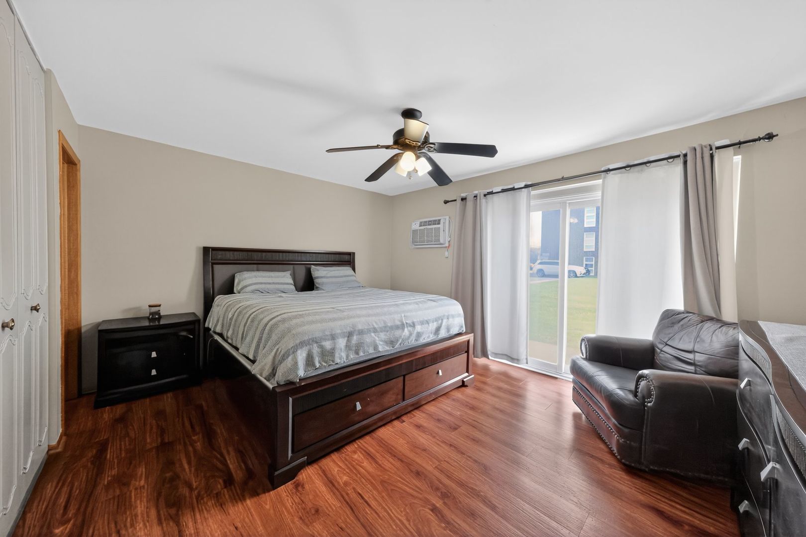7225 West Higgins Avenue, Unit 103 Chicago, IL 60656 - Photo 9 of 17