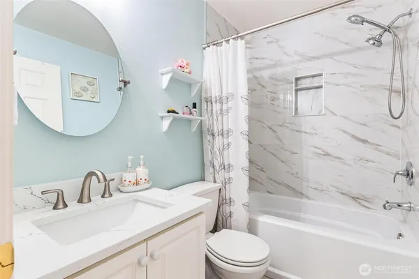 $529,000 | 11856 Northeast 162nd Lane, Unit 94, Bothell, WA 98011