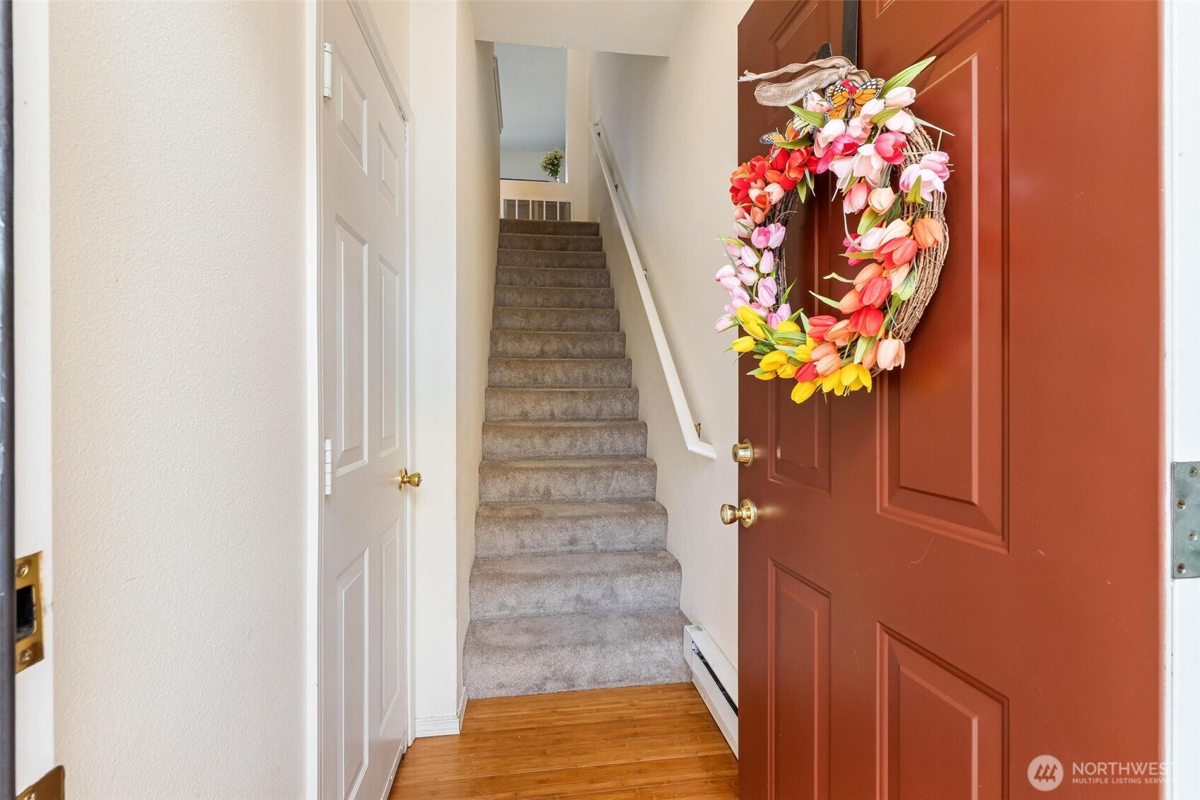 11856 Northeast 162nd Lane, Unit 94 Bothell, WA 98011 - Photo 2 of 36 a view of entryway