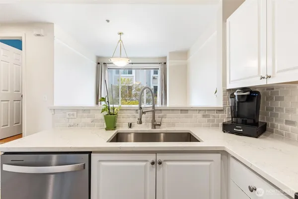 $529,000 | 11856 Northeast 162nd Lane, Unit 94, Bothell, WA 98011