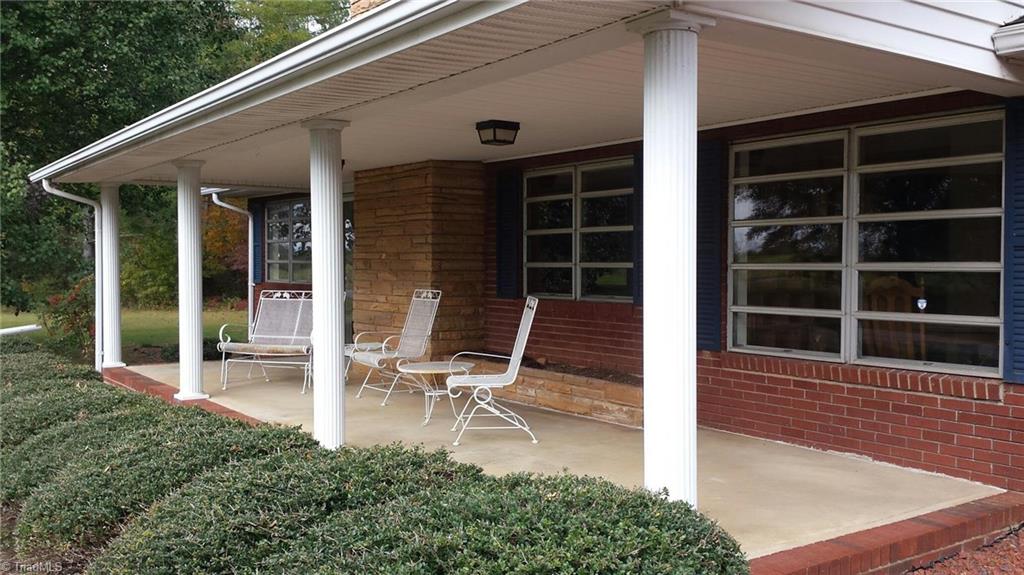 5199 Siloam Road Dobson, NC 27017 - Photo 2 of 28 Gallery Image 2