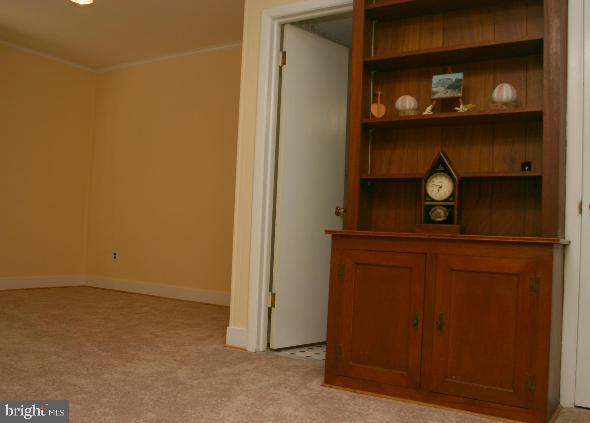 2321 Parallel Lane Silver Spring, MD 20904 - Photo 15 of 21 Bath (Master)