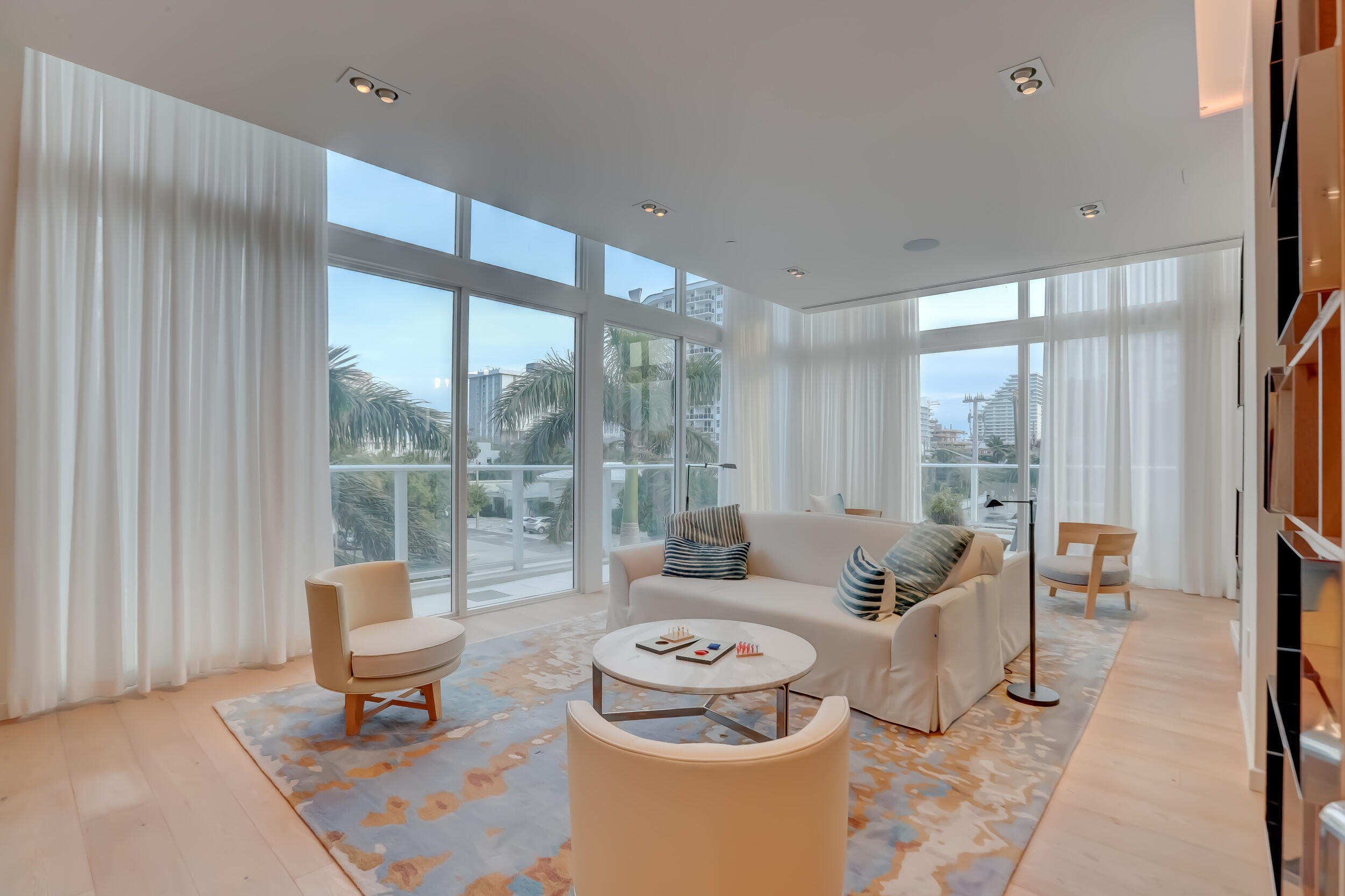 401 North Birch Road, Unit 1203 Fort Lauderdale, FL 33304 - Photo 44 of 66 COMMUNTY ROOM