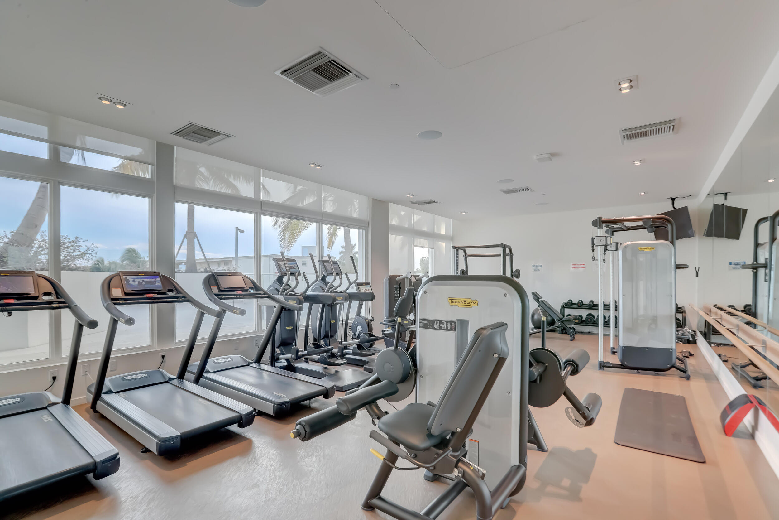 401 North Birch Road, Unit 1203 Fort Lauderdale, FL 33304 - Photo 49 of 66 FITNESS CENTER