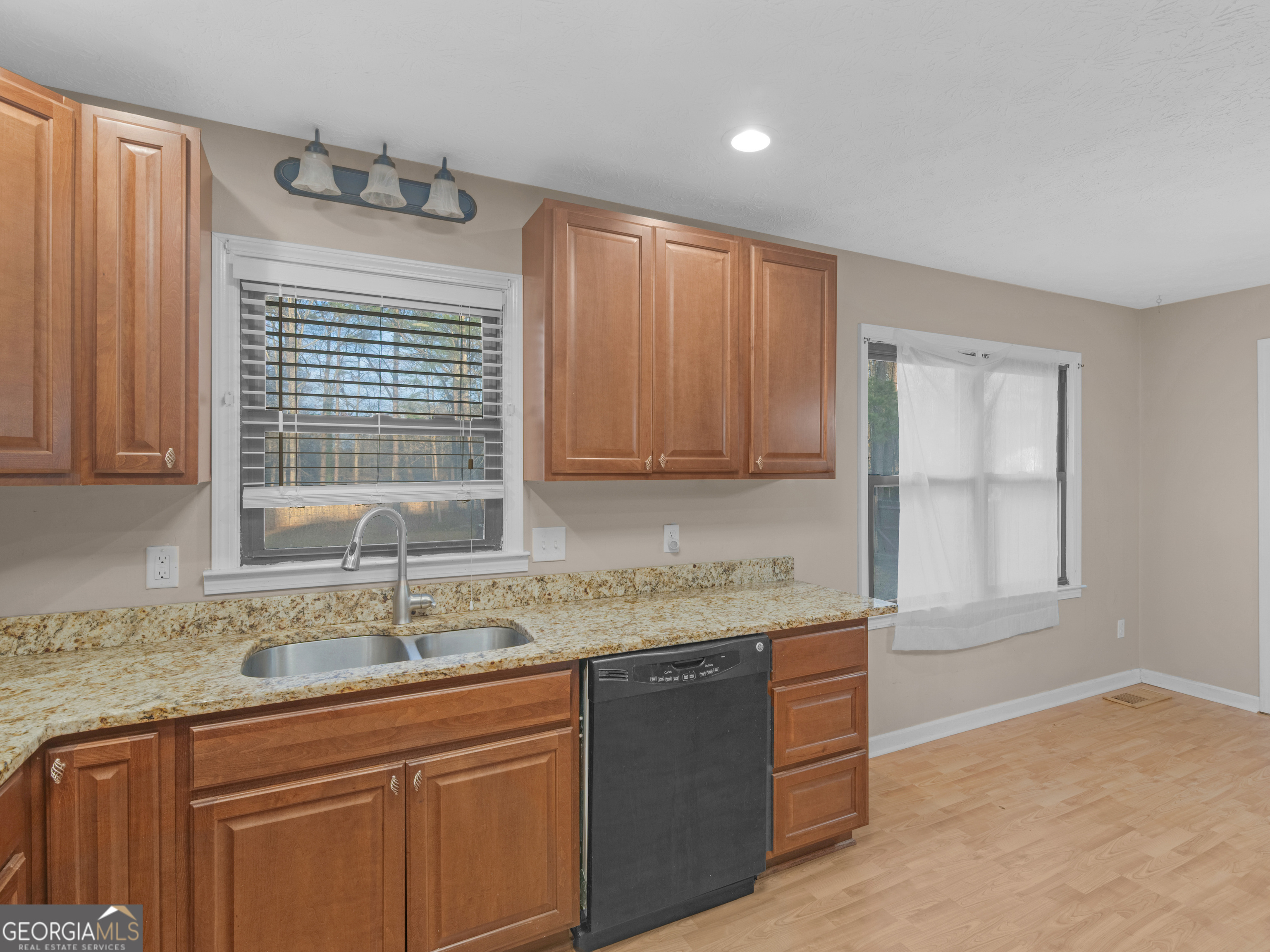 812 Cheatham Road Griffin, GA 30223 - Photo 17 of 44