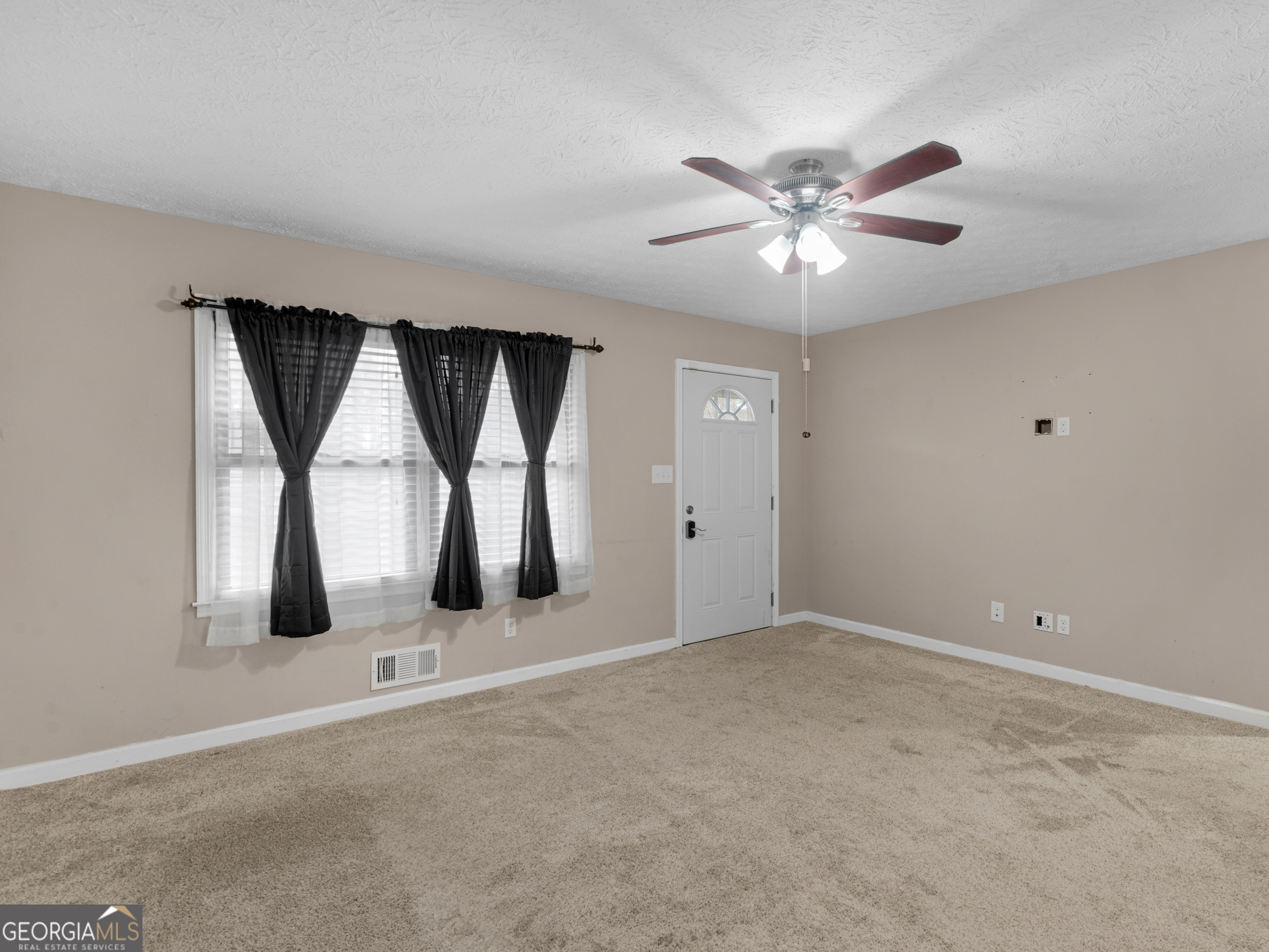 812 Cheatham Road Griffin, GA 30223 - Photo 6 of 44