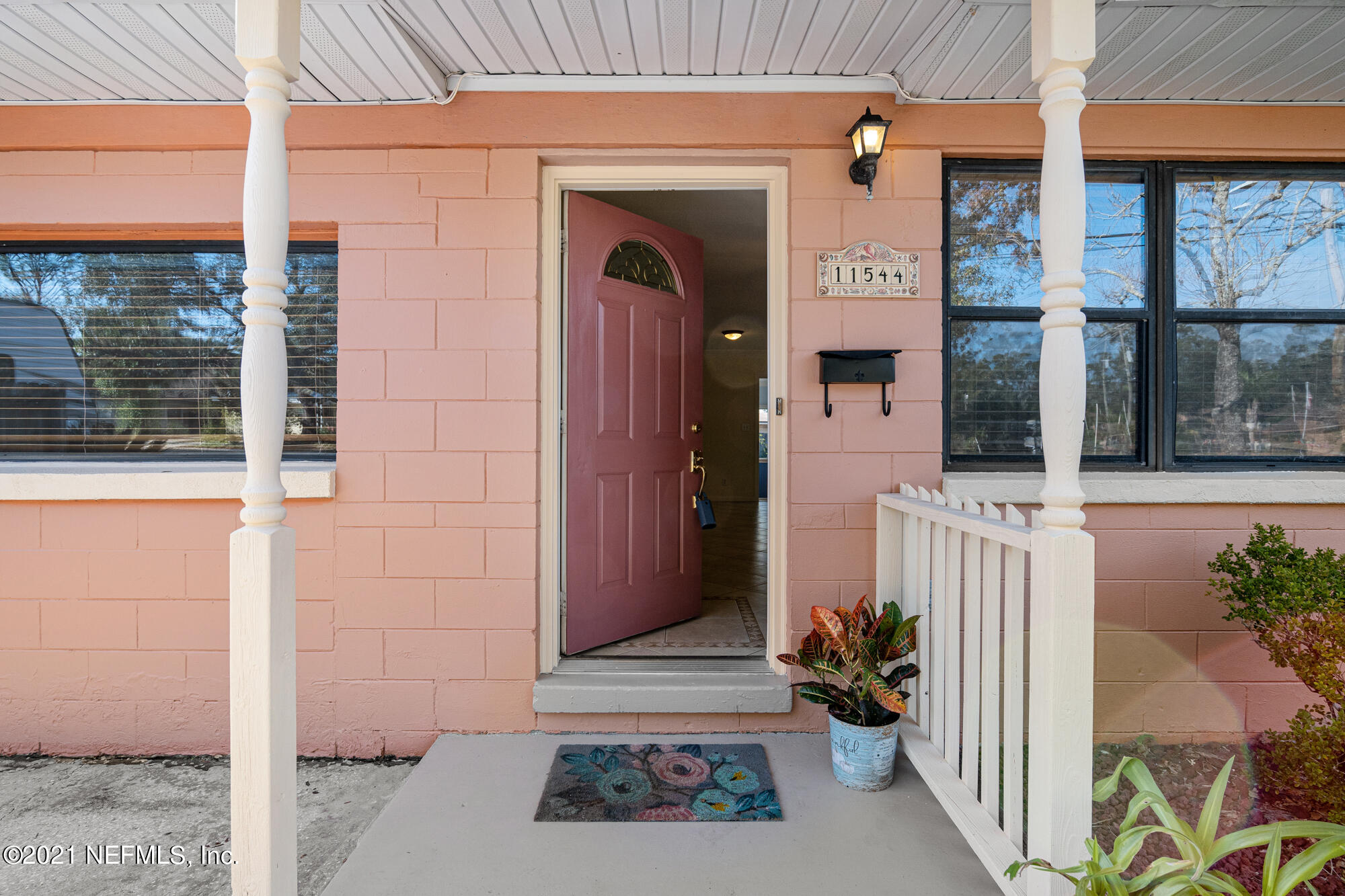 11544 Emuness Road Jacksonville, FL 32218 - Photo 2 of 31 02 come on in