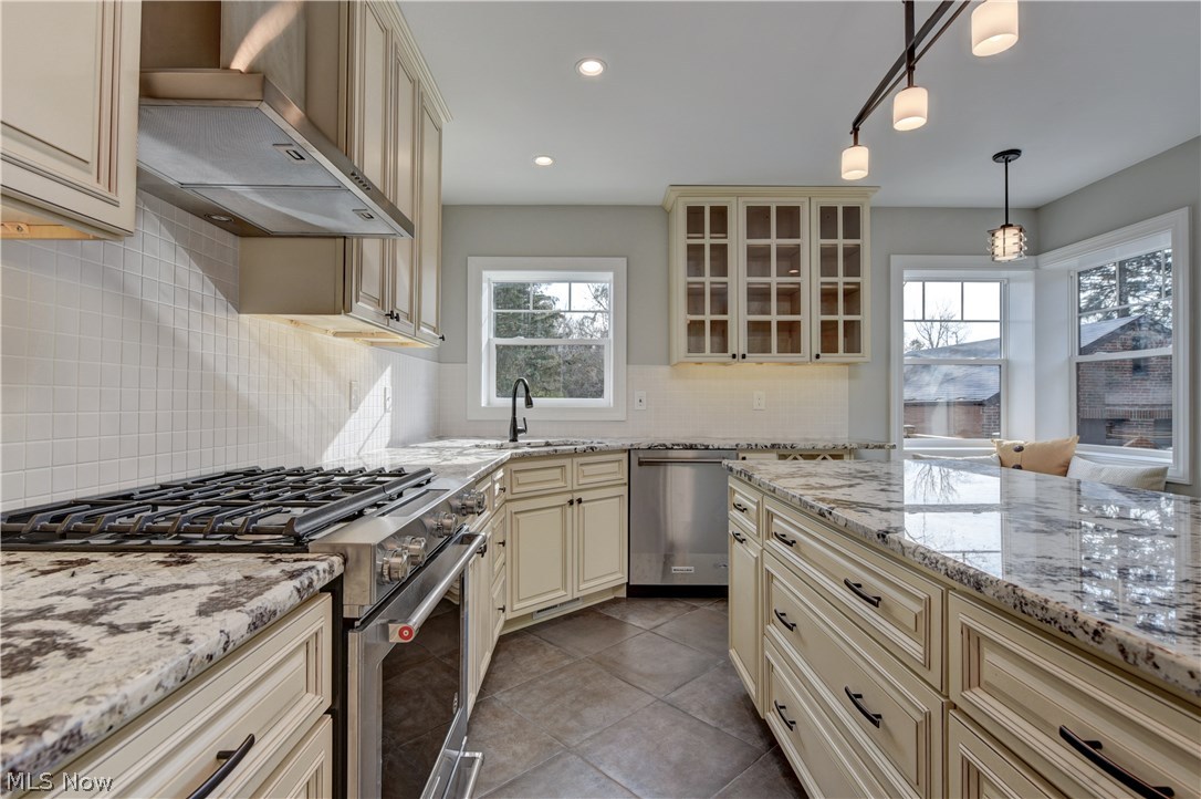 25717 Butternut Ridge Road North Olmsted, OH 44070 - Photo 14 of 34 Gallery Image 14