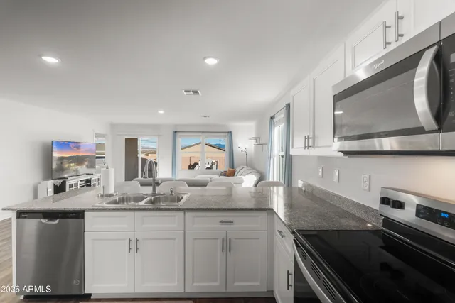 $313,000 | 1243 South Lenora Loop, Benson, AZ 85602