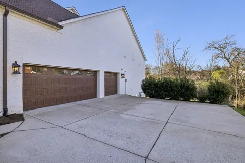 a view of an entryway