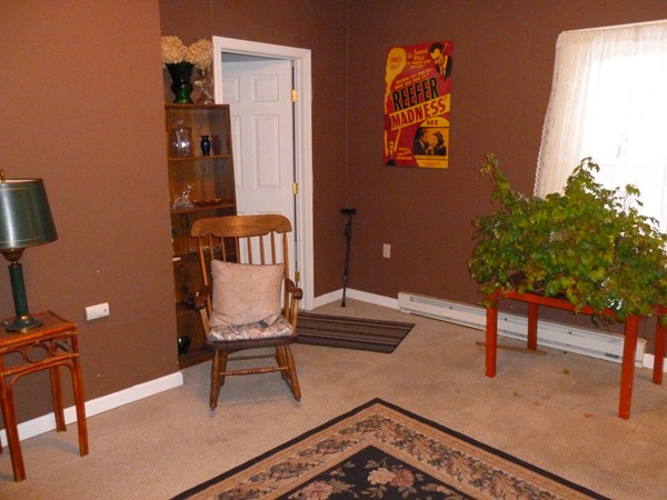 19 Chapel Street Warren, MA 01092 - Photo 14 of 30 a living room with furniture