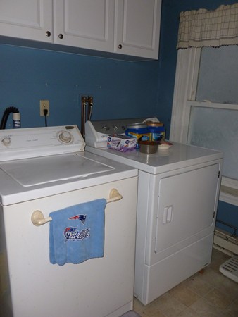 19 Chapel Street Warren, MA 01092 - Photo 8 of 30 a utility room with dryer and washer