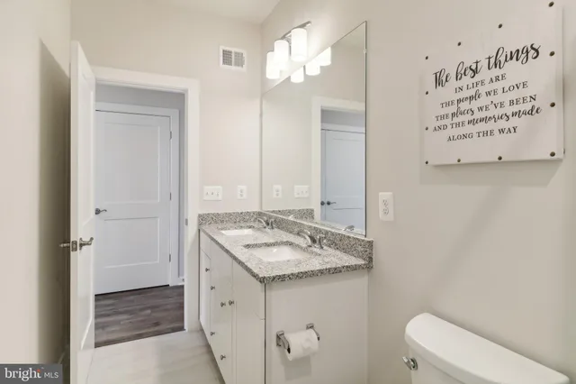 $3,600 | 44501 Wolfhound Square, Ashburn, VA 20147